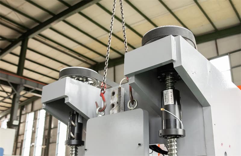 High precision heavy duty lead screw