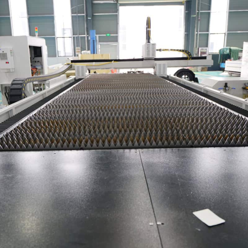 Open type fiber laser cutter for plate and tube