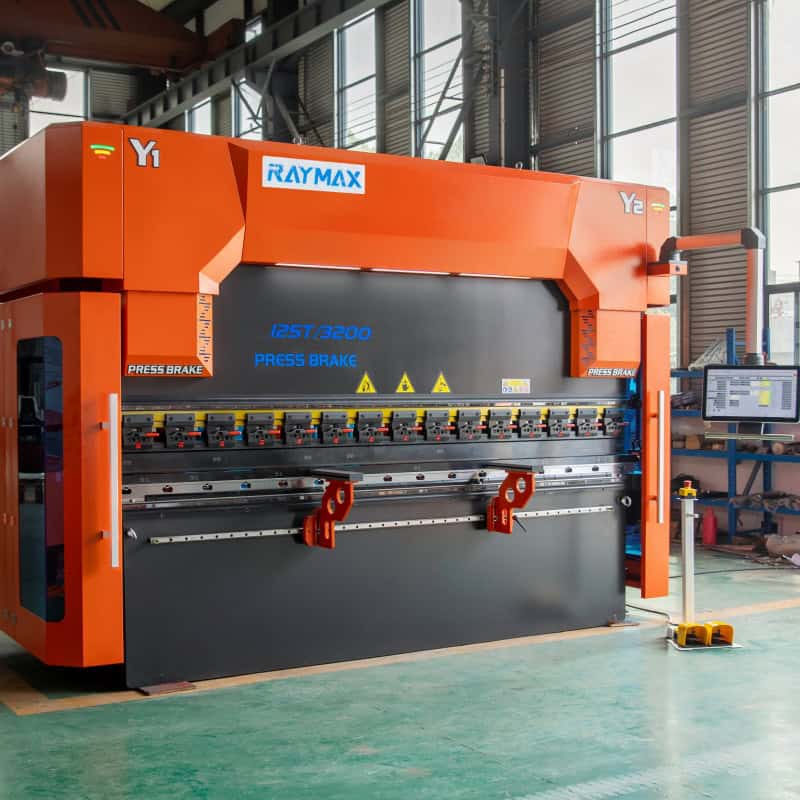 فرامل الضغط CNC ذات المؤازرة الكهروهيدروليكية ذات 8 محاور