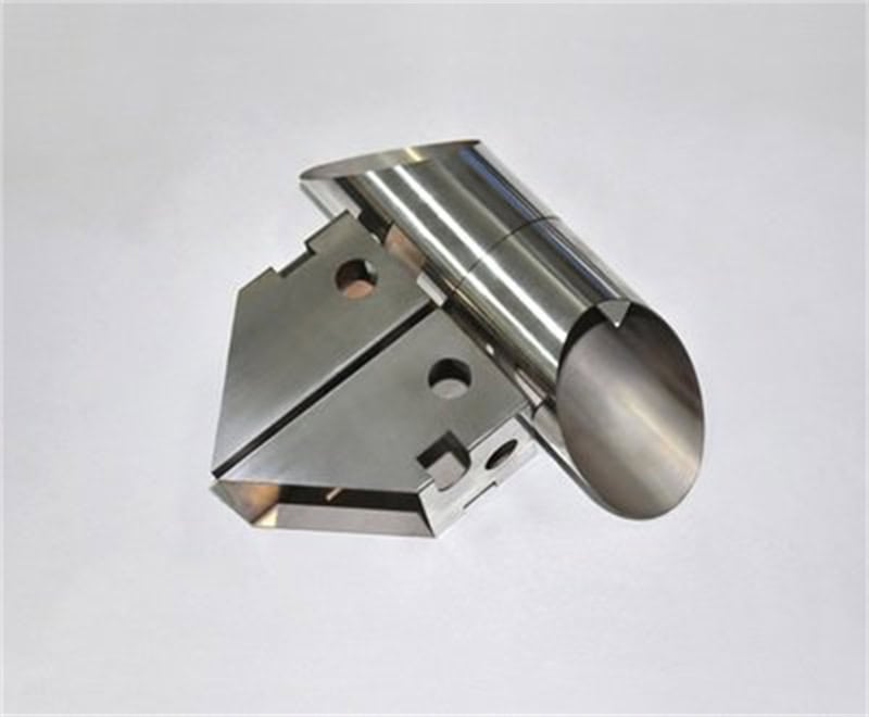 Tube fiber laser cutter sample 4