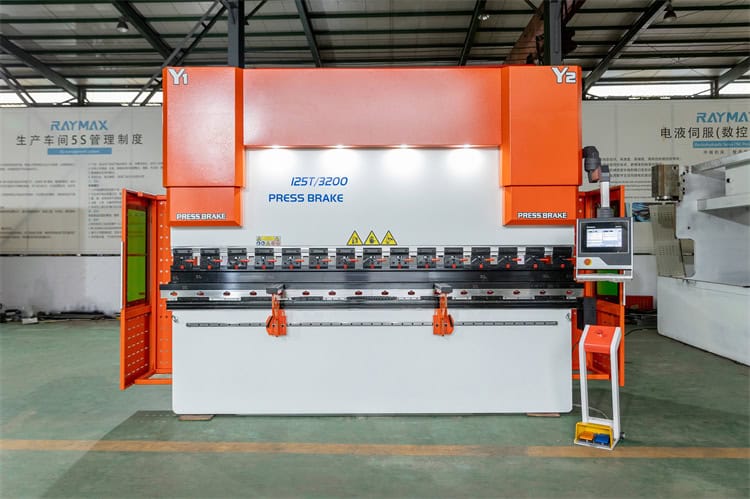 Electro-Hydraulic Servo CNC Press Brake 3-4 Axis