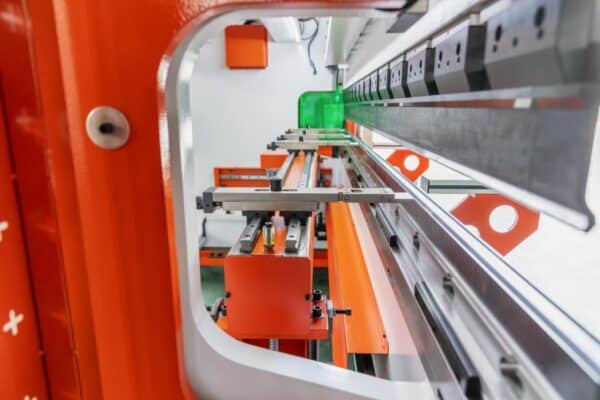 150 160 ton x 10 foot 6 axis small electric servo bending press brake stamping for sale 150 160 ton x 10 foot 6 axis small electric servo bending press brake stamping for sale