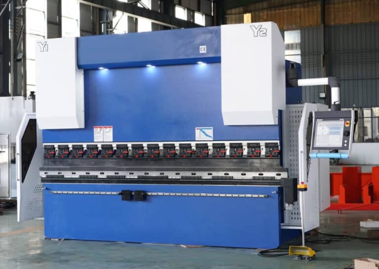 RAYMAX 200 300 ton x 50 Inch 8+1 Axis Hydraulic Plate Press Brake For Sale