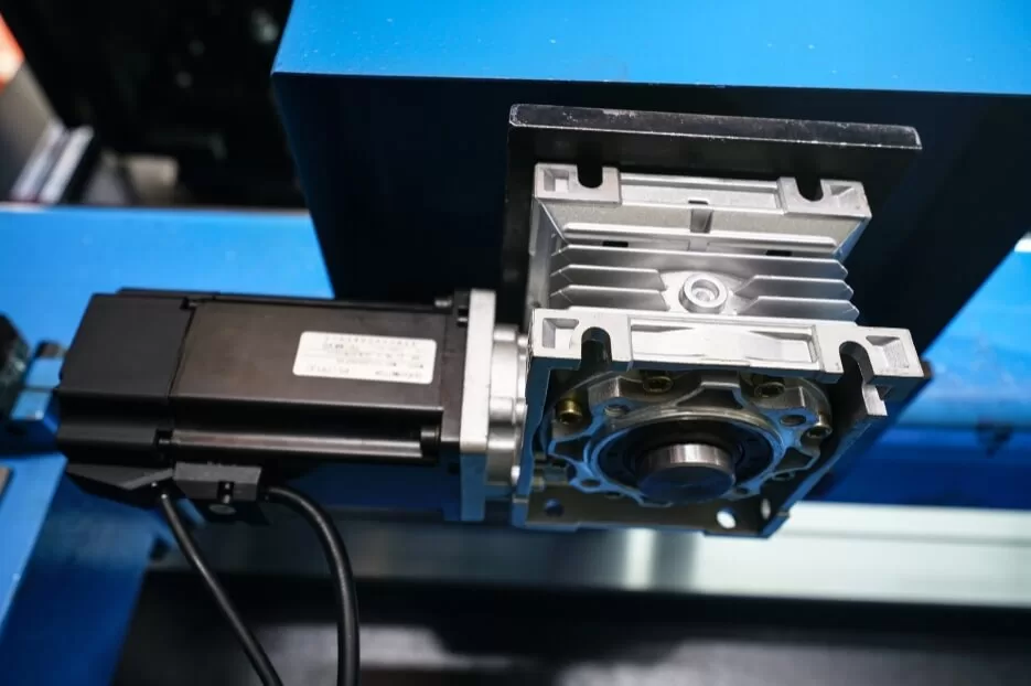 Black Worm Gear Reducer