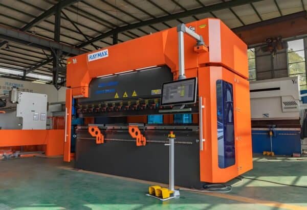 100 125 ton x 10 ft 8+1 axis shop hydraulic press metal brake for press for sale 100 125 ton x 10 ft 8+1 axis shop hydraulic press metal brake for press for sale
