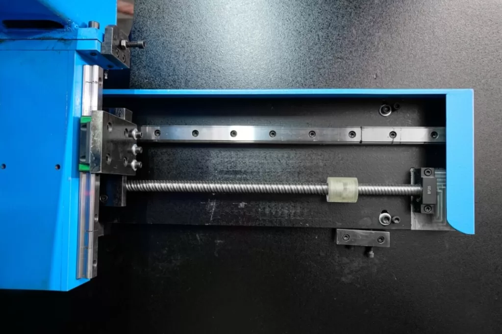 X-axis Guide Rail and Lead Screw