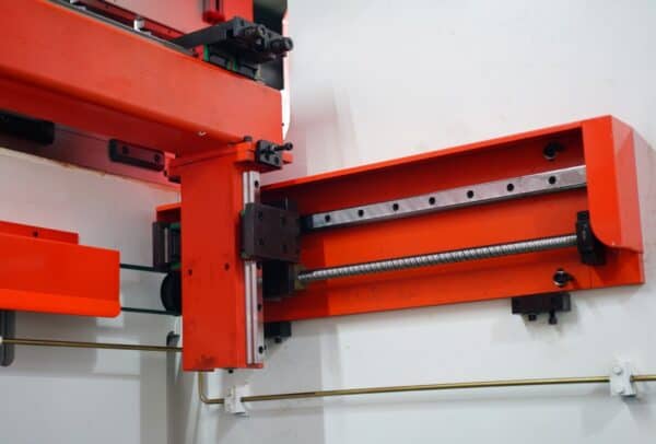 X-axis Guide Rail and Lead Screw 2 X-axis Guide Rail and Lead Screw 2