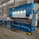 100 ton x 10 foot 4 axis CNC hydraulic press brake bending machine for sale