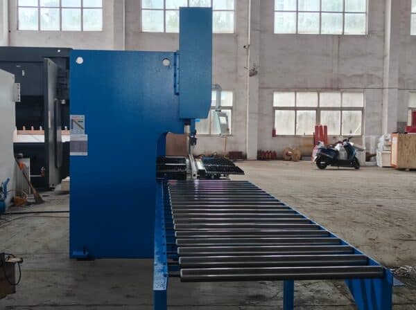 100 ton x 10 foot 4 axis CNC hydraulic press brake bending machine for sale 100 ton x 10 foot 4 axis CNC hydraulic press brake bending machine for sale