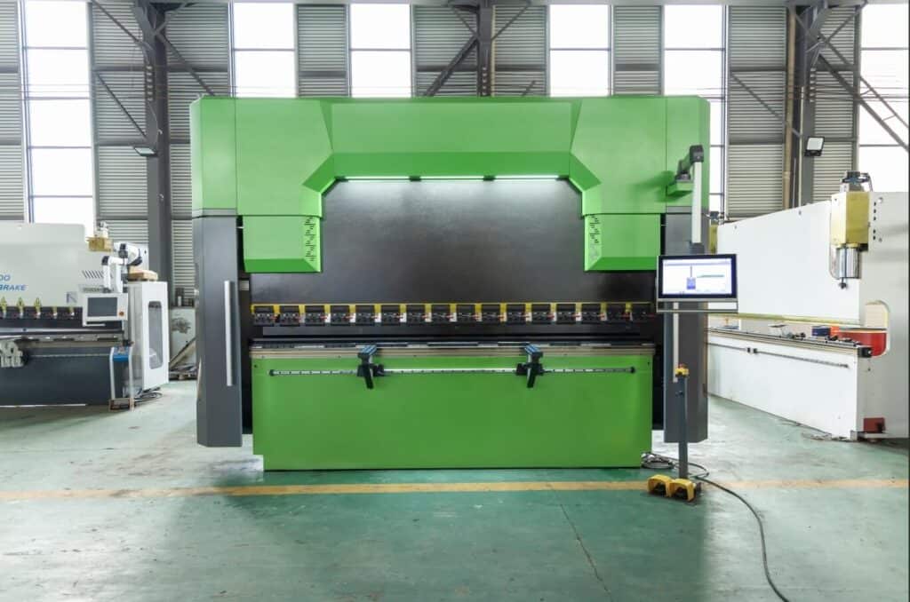 250-ton x 10-foot 4 axis cheap CNC hydraulic sheet metal press brake machine for sale