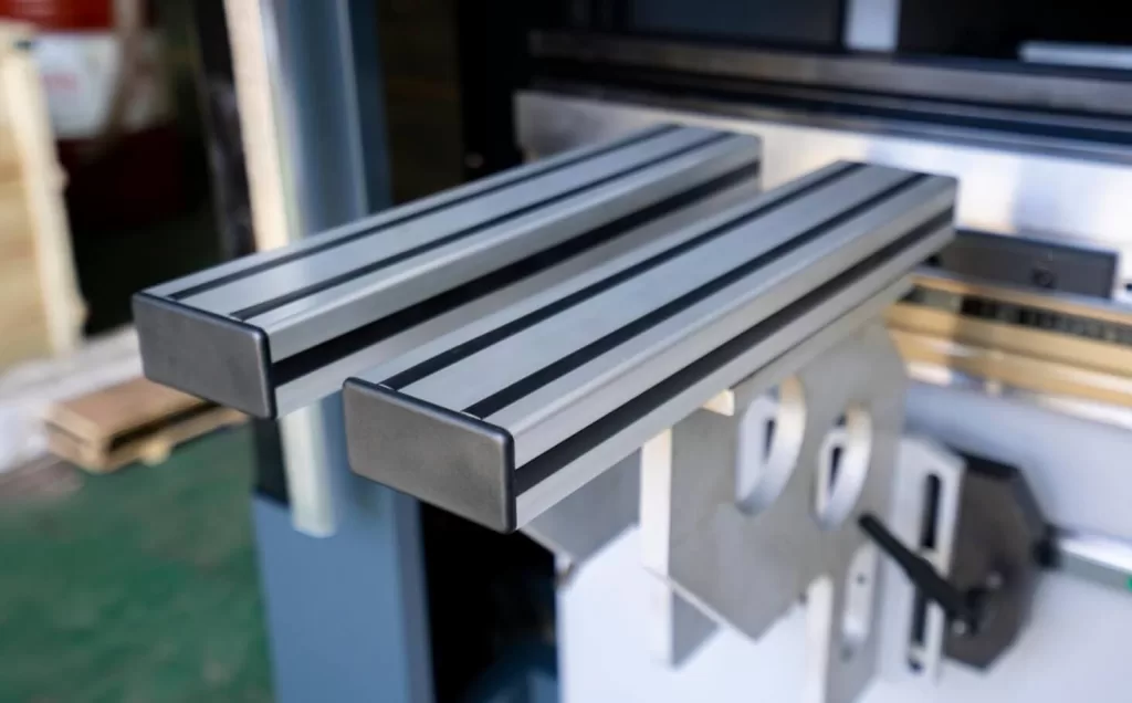 Front Plate Support