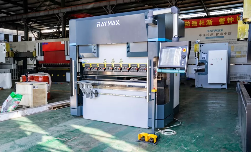 40-ton x 6-foot 4+1 axis CNC servo electric metal sheet electric press brake machine for sale