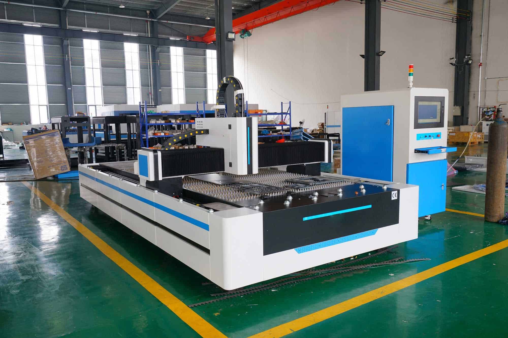 Fiber laser cutting machine3