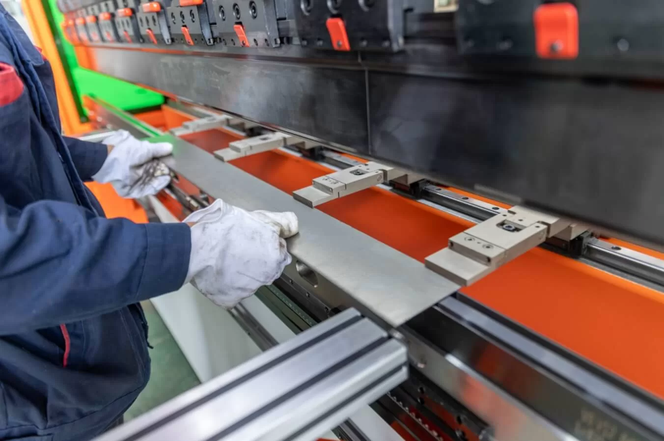 sheet metal pressing2