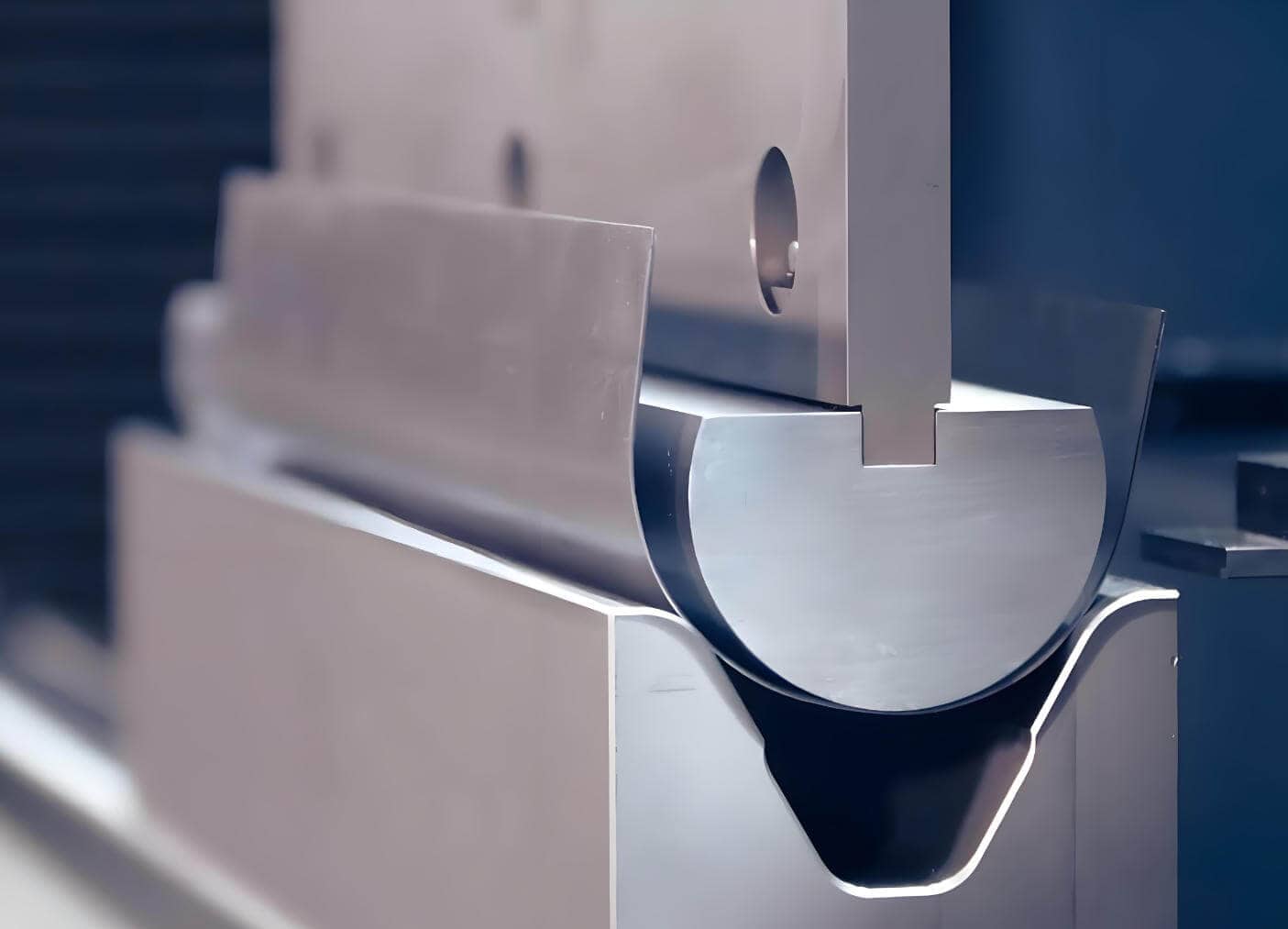 Radius bending attachments