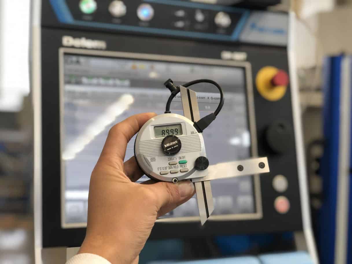 Press brake angle tolerance measurement