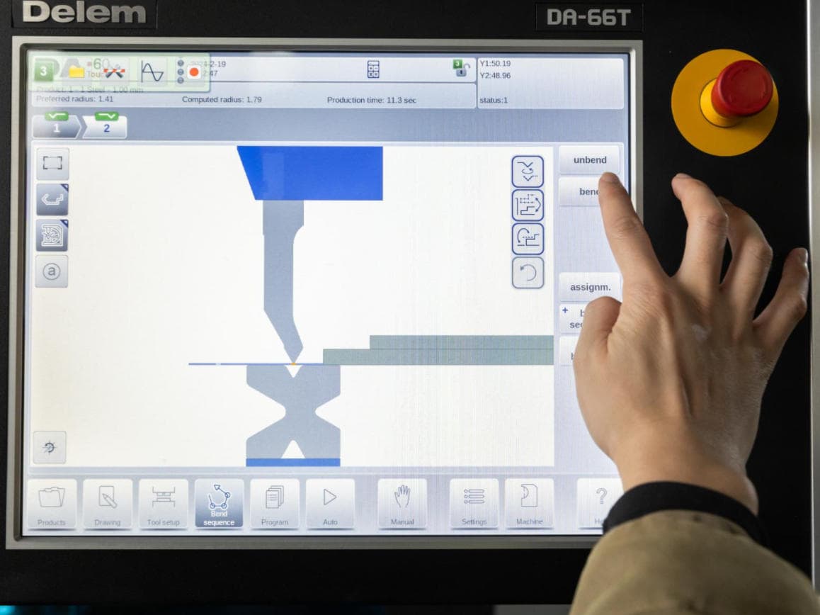 press brake CNC controller interface